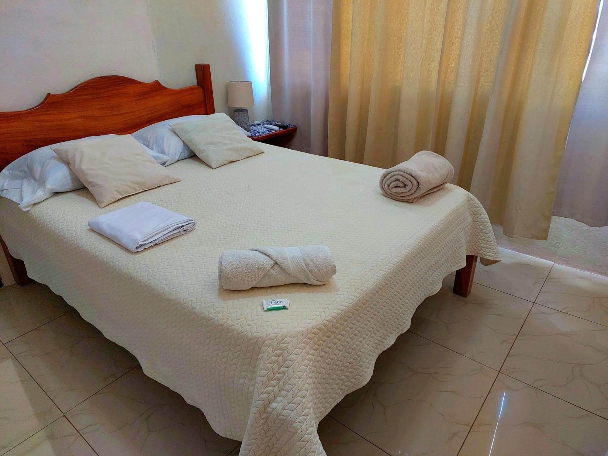 Casa Equipada En El Centro De Puntarenas Villa ภายนอก รูปภาพ
