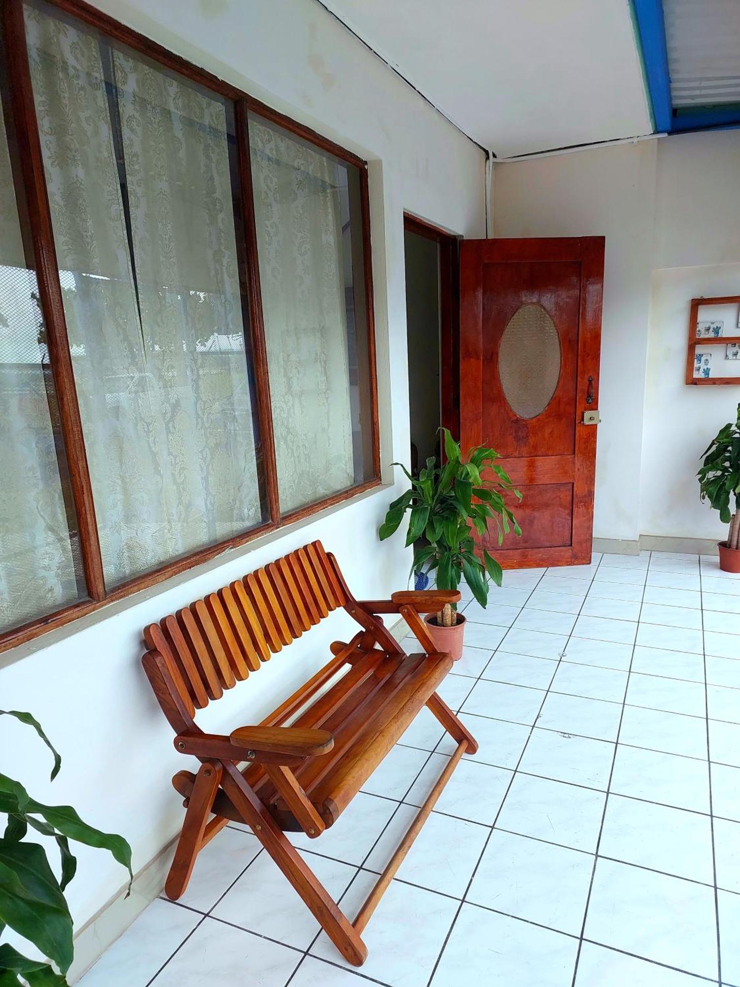 Casa Equipada En El Centro De Puntarenas Villa ภายนอก รูปภาพ