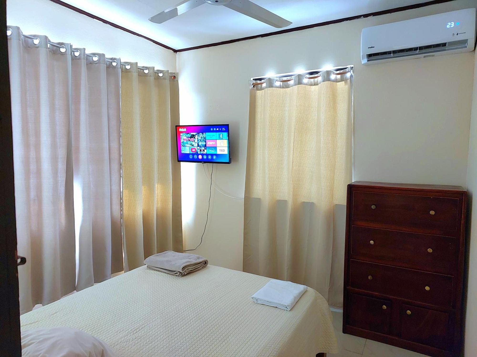 Casa Equipada En El Centro De Puntarenas Villa ภายนอก รูปภาพ